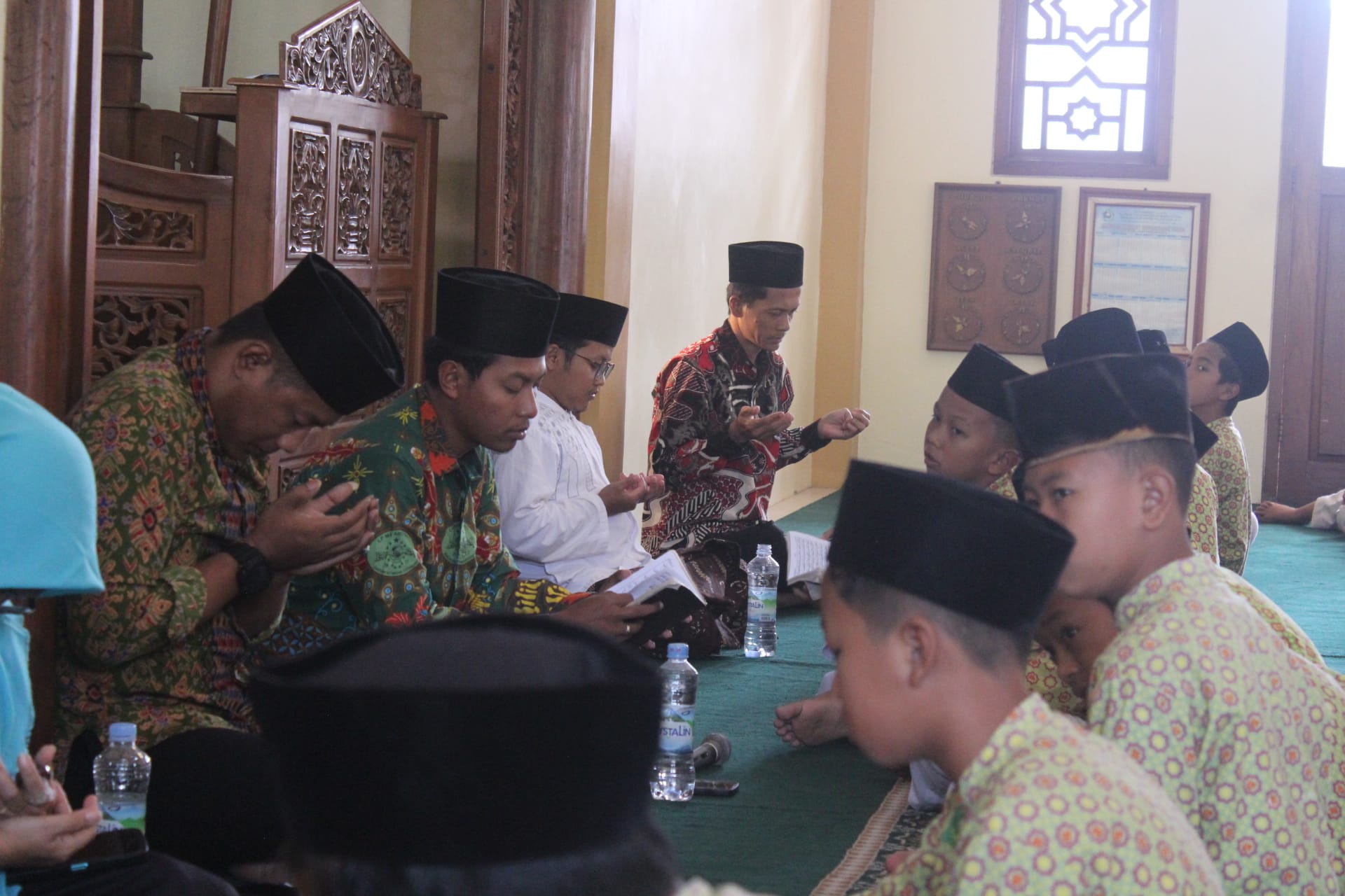 Peringati Maulid Nabi Muhammad Saw., MI Sananul Ula Kumandangkan Sholawat al-Barzanji