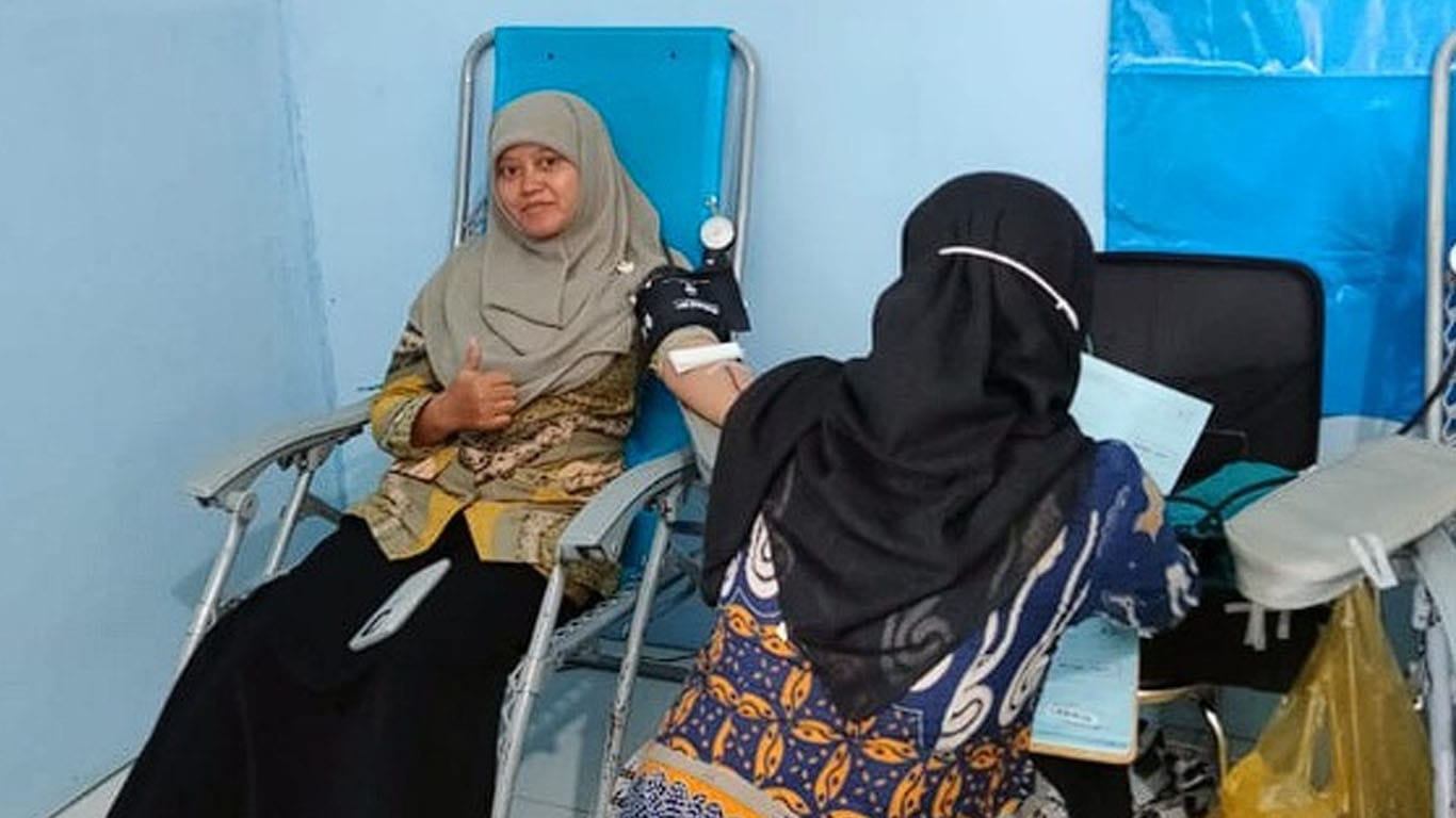 Korwil Peringati Harlah PGRI dan HGN 2024 dengan Kegiatan Sosial, Guru MI Sananul Ula Berpartisipasi
