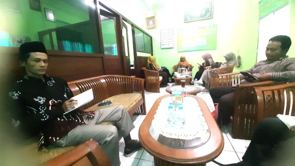 Guna Menjamin Mutu Dan Layanan Tim Pengembang Madrasah Adakan Rapat Rutin Bulanan